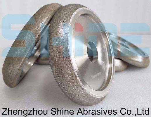 Le rulli di macinazione CBN elettroplate vengono utilizzate per affilare seghe a fascia in alta lega